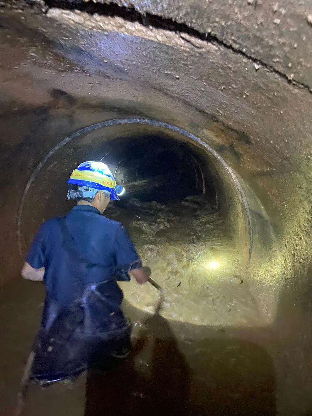金川管道清洗-管道疏通