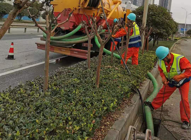 金川市政管道清淤